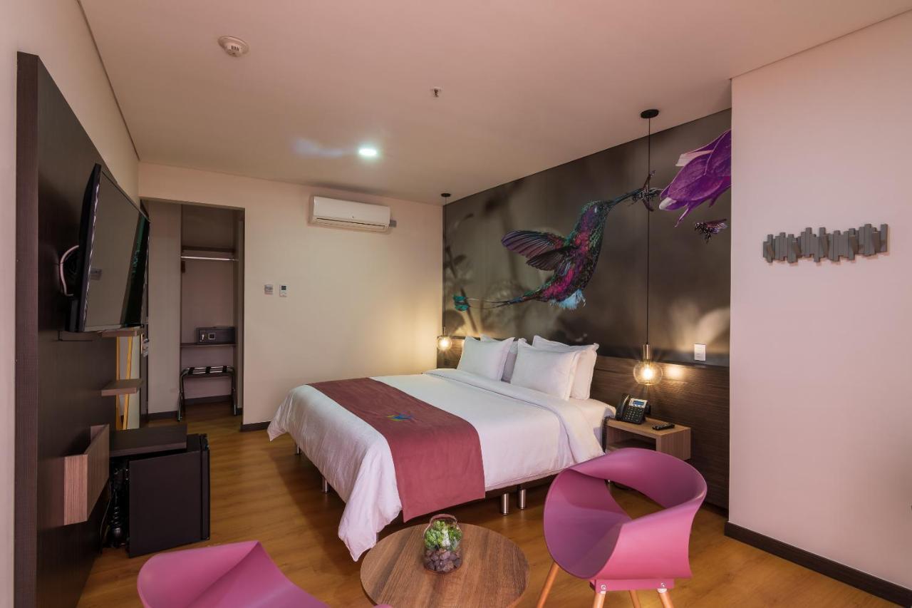 Hotel Vivre Medellin Exterior photo